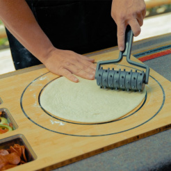 Solo Stove Pizzateig Durchstechrolle