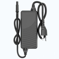 Adapter zum Aufladen
