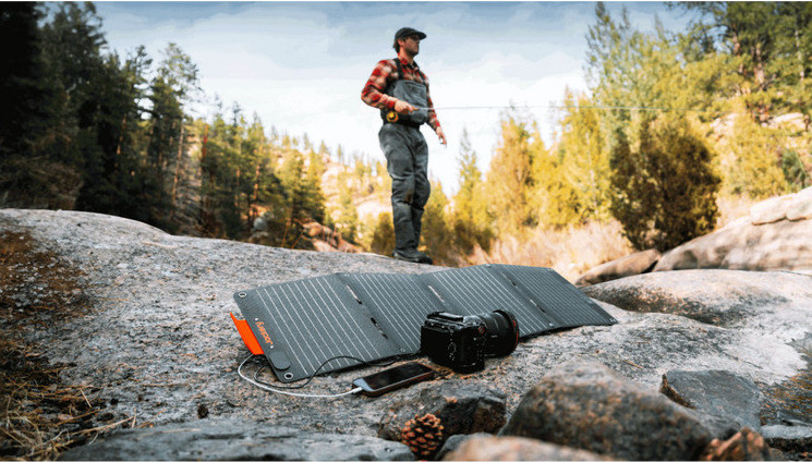 Einführung von Jackery SolarSaga 40W
