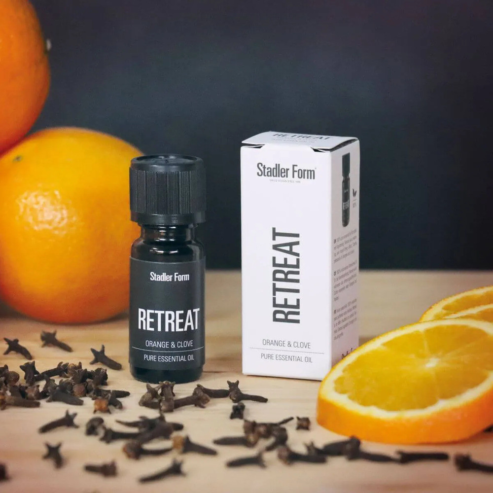 Ätherisches Öl bietet eine umfassende Aromatherapie-Erfahrung